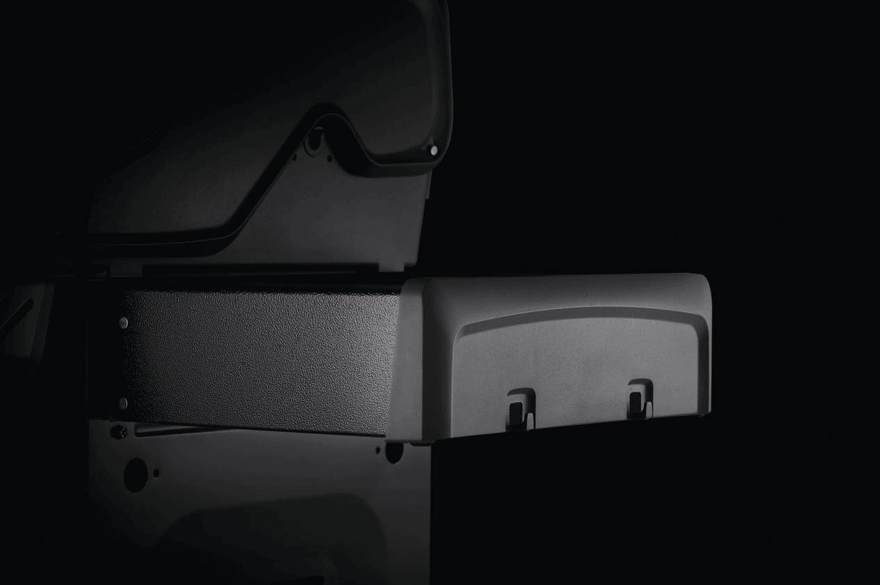 Napoleon Rogue 525 Black 4 Burner BBQ