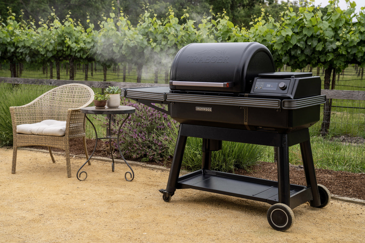 Traeger Ironwood Pellet Grill - TFB61RLGG