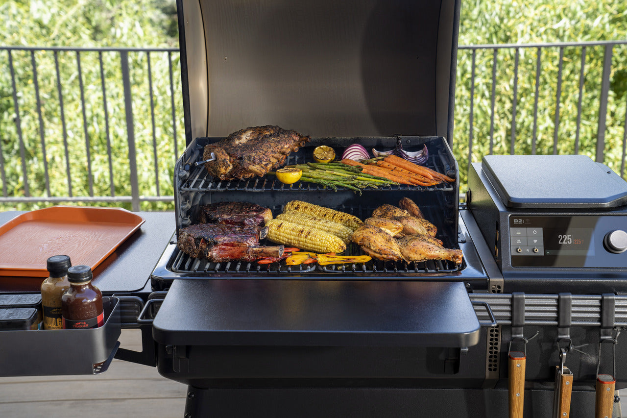 Traeger Ironwood Pellet Grill - TFB61RLGG