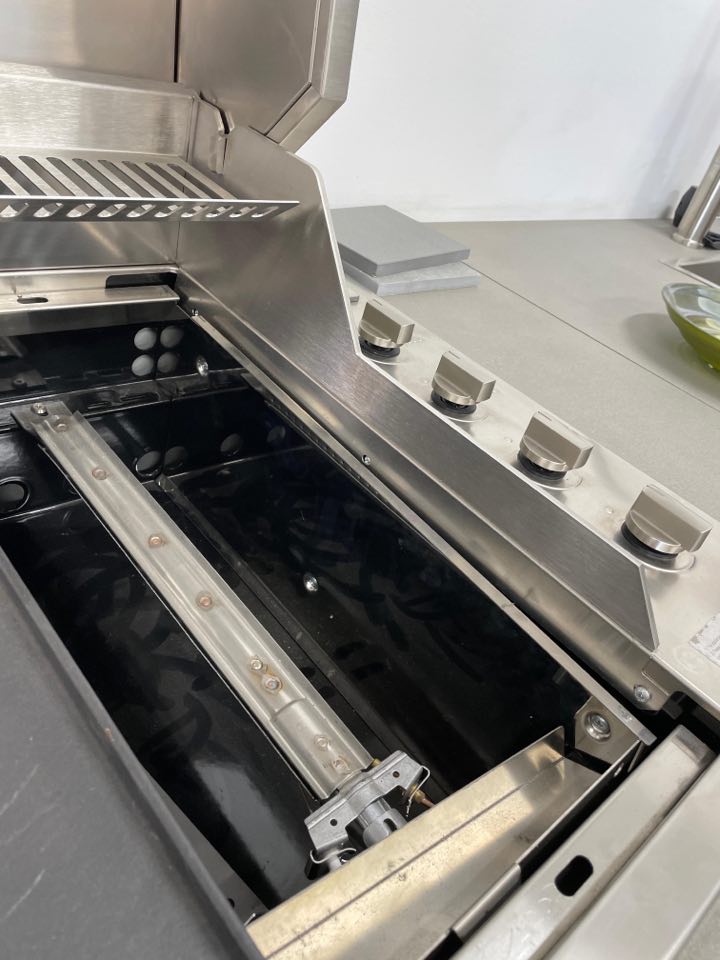Artusi 316 SS Marine Grade Built In BBQ with 316 Lid