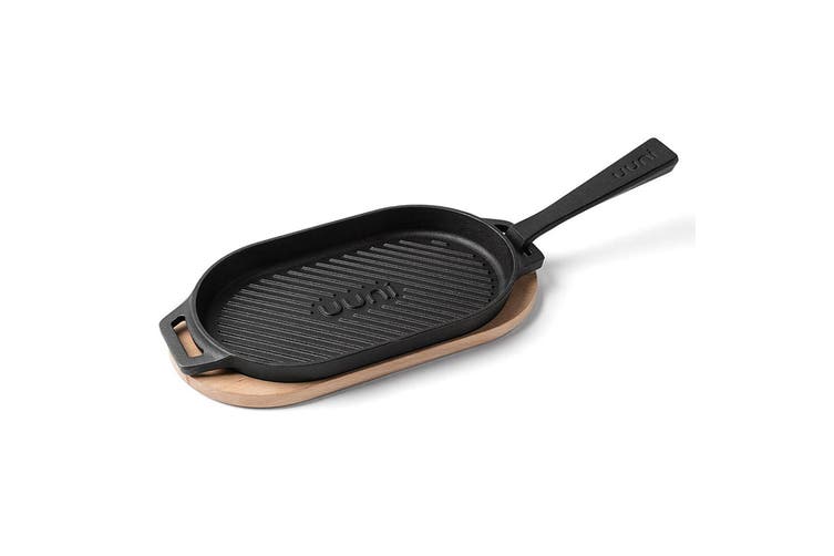 Ooni Cast Iron Grizzler Pan with Removable Handle & Thick Wooden Trivet - UU-P08D00