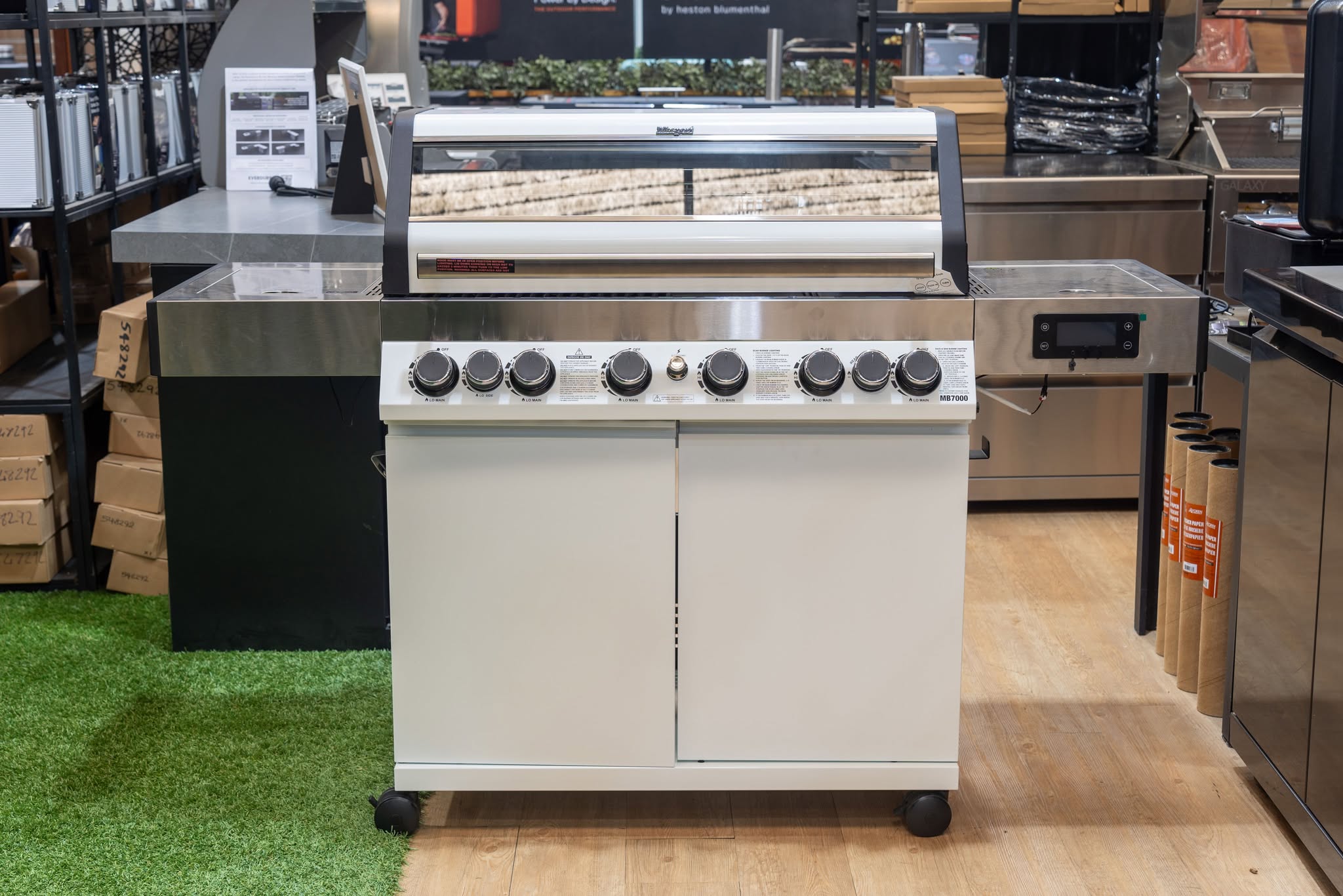 Masport White 6 Burner BBQ - MB7000