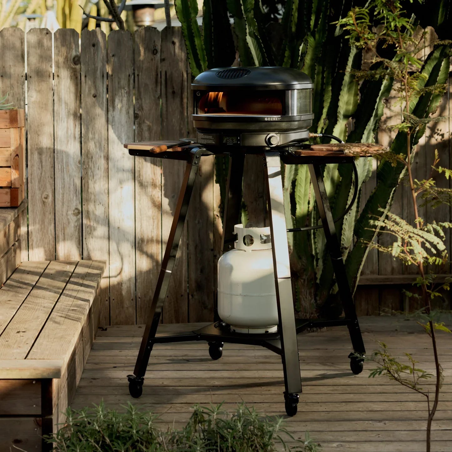 Gozney Arc XL Pizza Oven Black Essentials Bundle