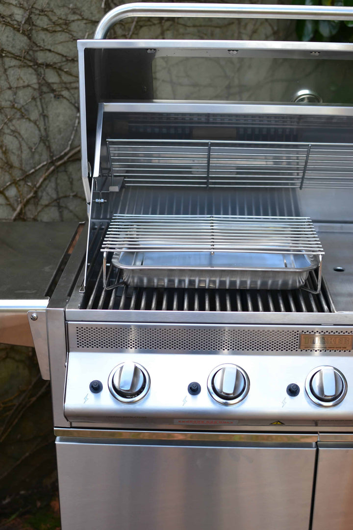 Tucker Roasting Rack & Pan Set