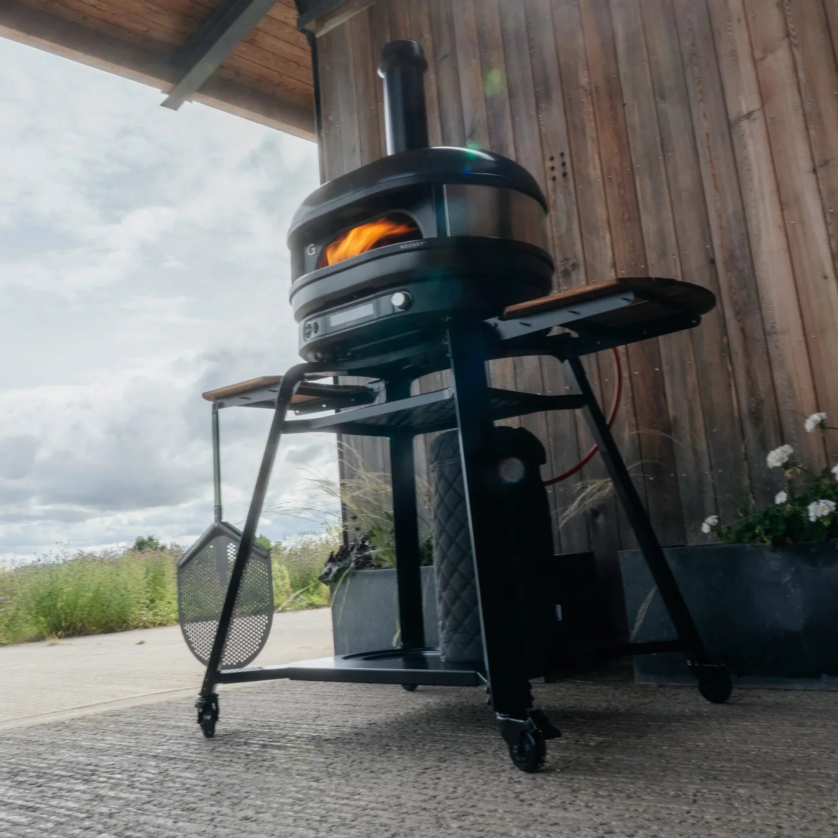 Gozney Dome Gen 2 Pizza Oven Black Essentials Bundle - Hybrid Fuel Propane