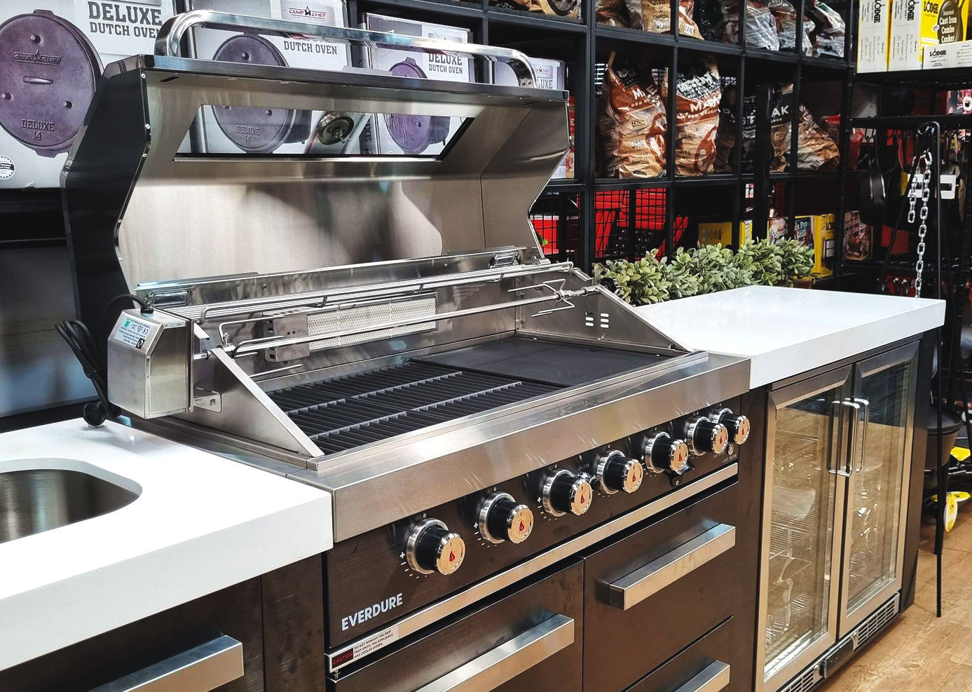 Everdure Neo Black Outdoor Kitchen with Fridge, Sink & Storage Modules, and Corner Cupboard (Option 3)