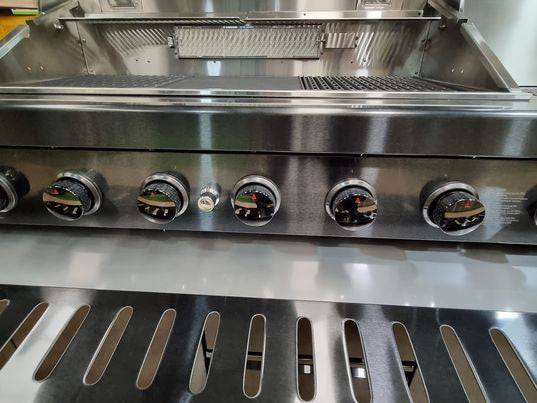 Gasmate Nova Graphite 6 Burner Built-in BBQ
