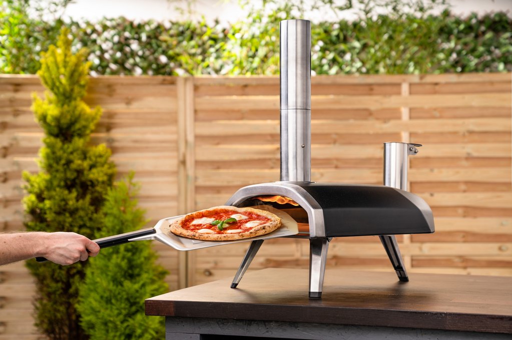 Ooni Fyra Portable Wood Pellet Fired Outdoor Pizza Oven
