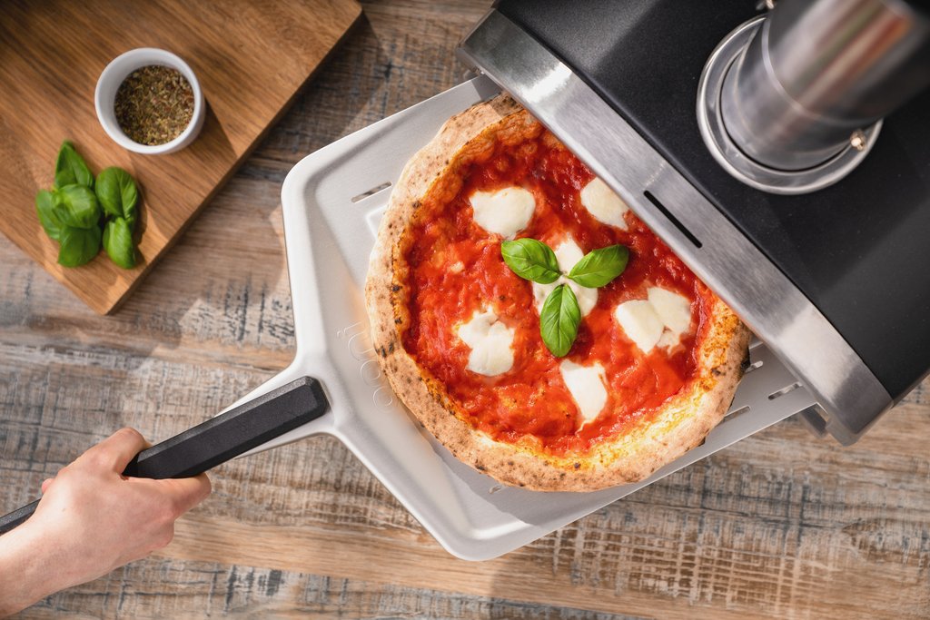 Ooni Fyra Portable Wood Pellet Fired Outdoor Pizza Oven