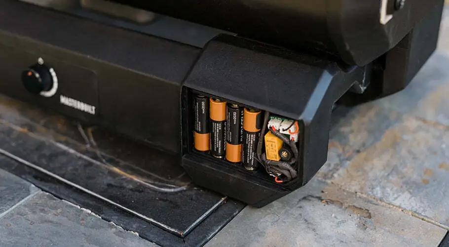Masterbuilt Portable Charcoal BBQ With Cart