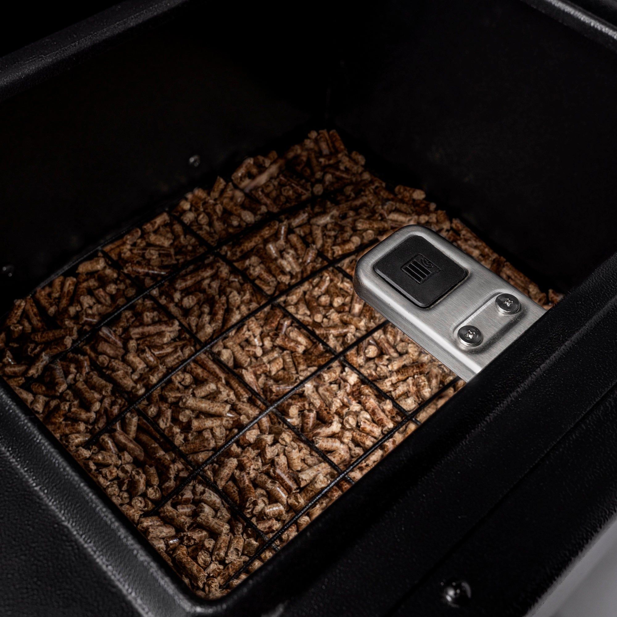 Traeger Ironwood XL Pellet Grill - Bundle Deal