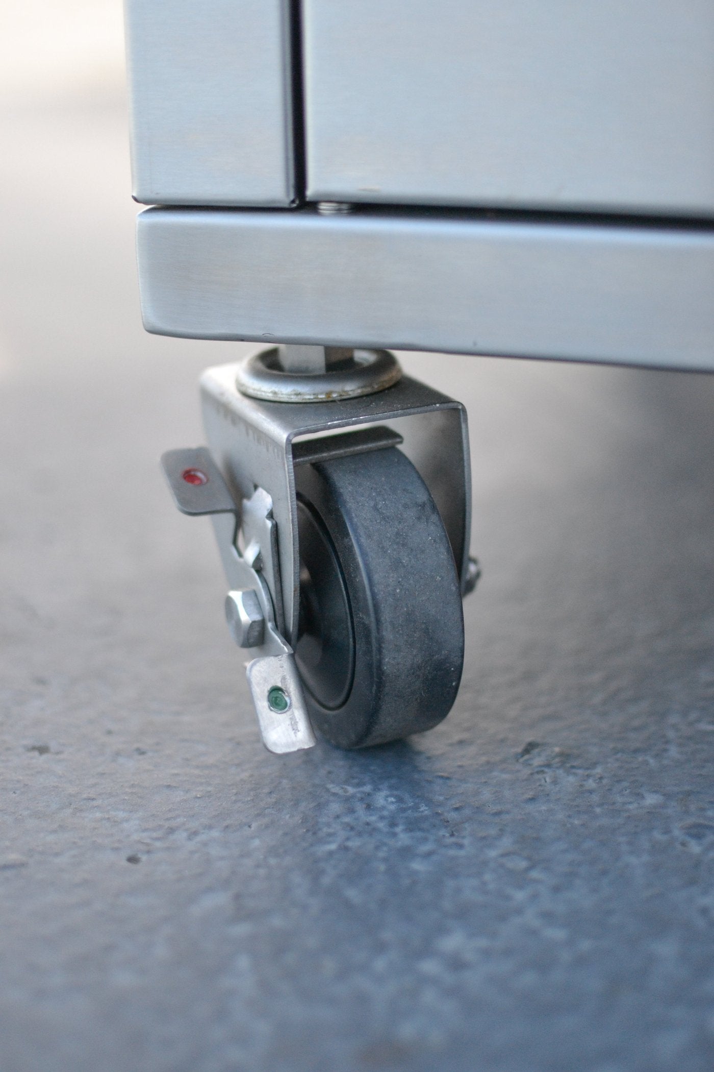 Tucker 5 Burner GTR Cabinet BBQ wheel