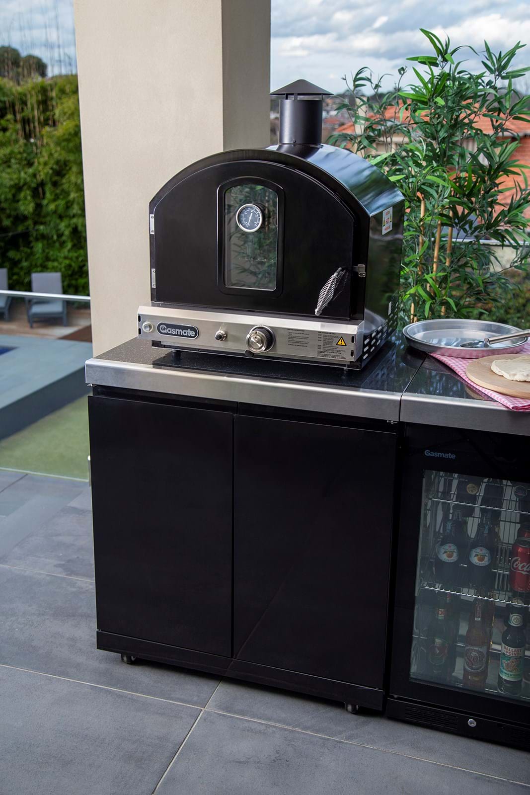Gasmate Vitreous Enamel Deluxe Pizza Oven