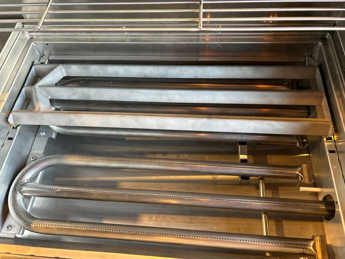 Tucker Horizon Marine Grade Built In BBQ - Full Plate and Flat Lid