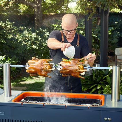 Everdure HUB II™ Electric Ignition Charcoal BBQ